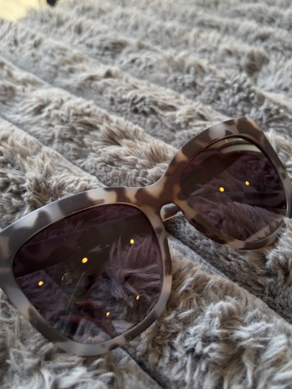 FRYE AND CO. Oversized Gray Tortoise Square Sunglasses